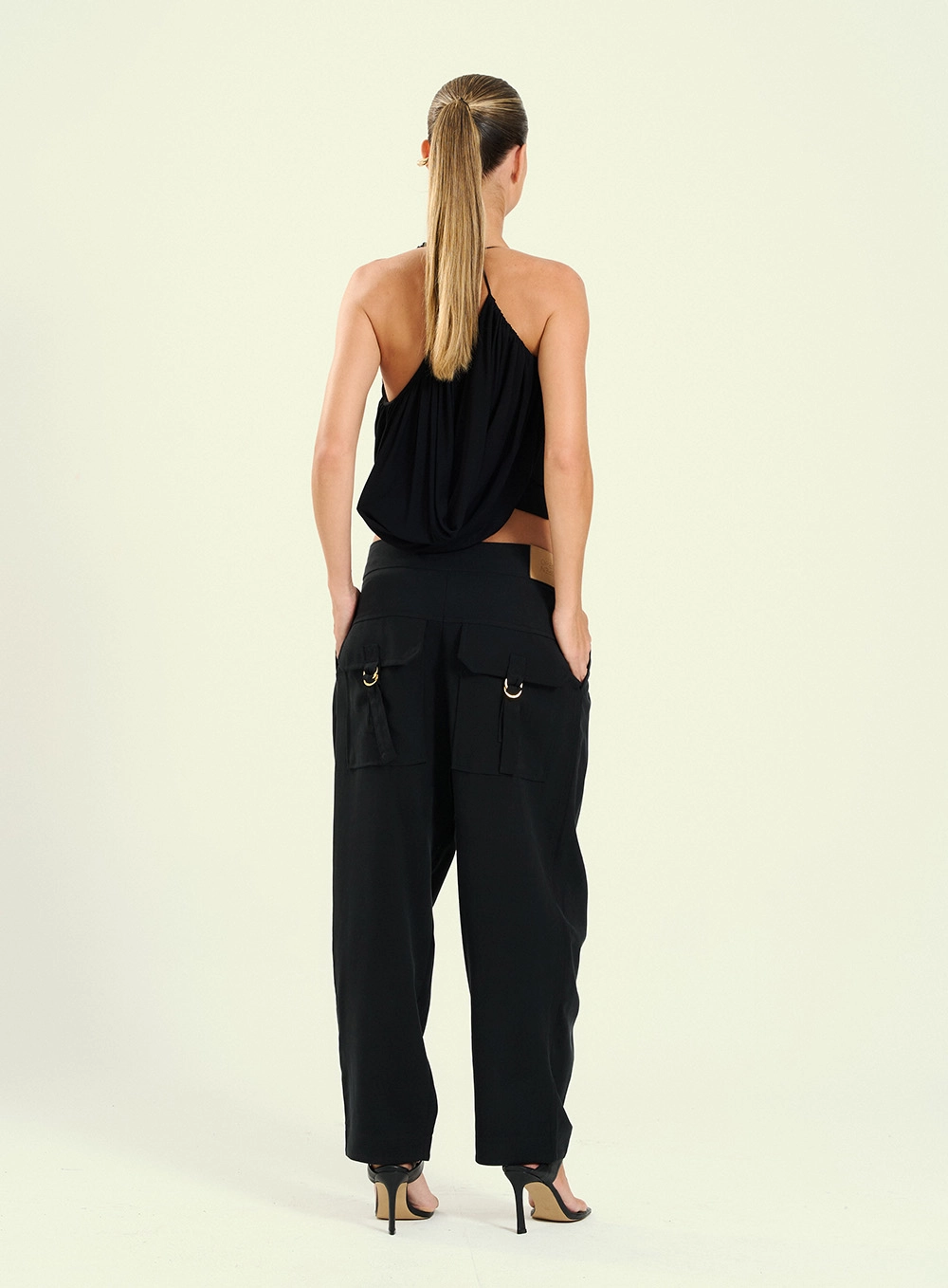 Miniatura de Calça Feminina Pantalona Monumental Com Bolsos