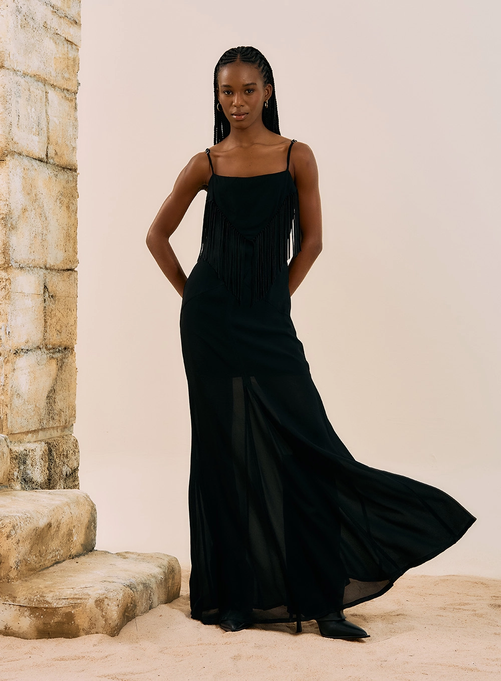 Vestido Longo Com Franjas