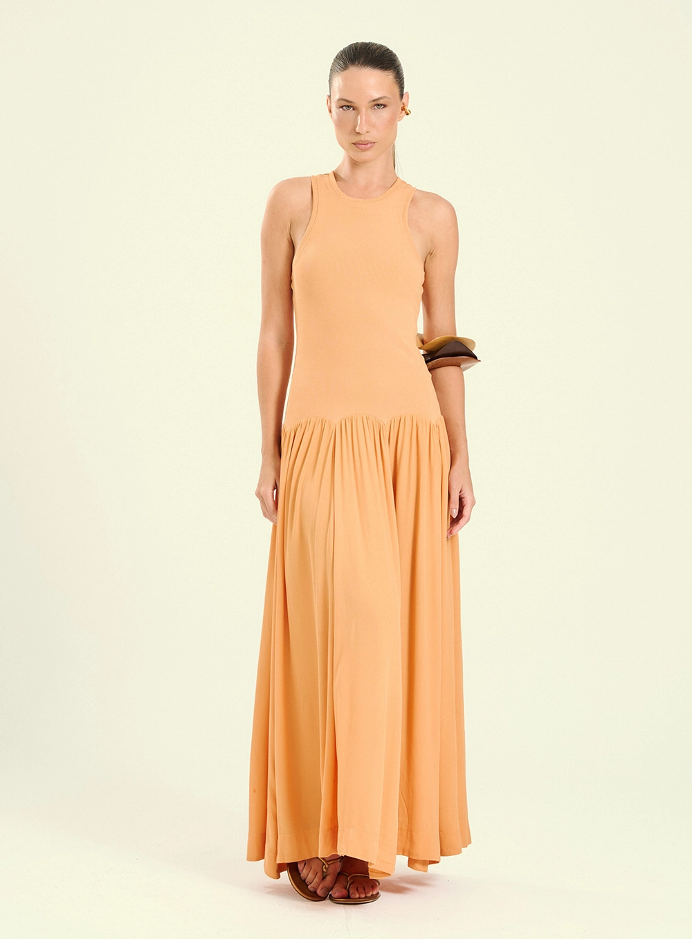 Miniatura de Vestido Feminino Longo Básico